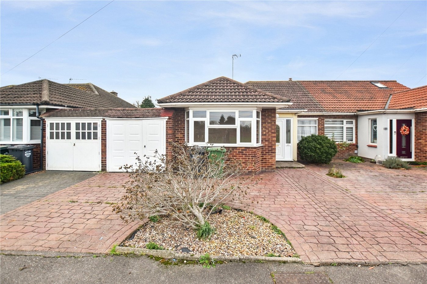 3 bedroom bungalow for sale in Dartford | Robinson Jackson