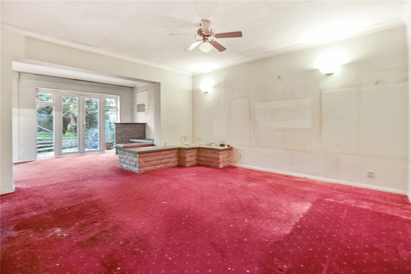 3 bedroom bungalow for sale in Dartford | Robinson Jackson