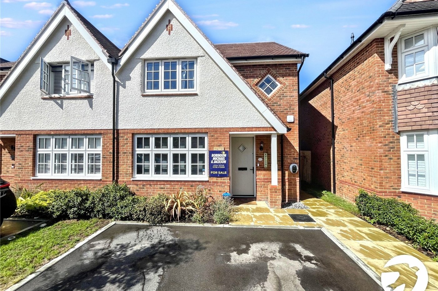 3 bedroom house for sale in Sittingbourne | Robinson Michael & Jackson