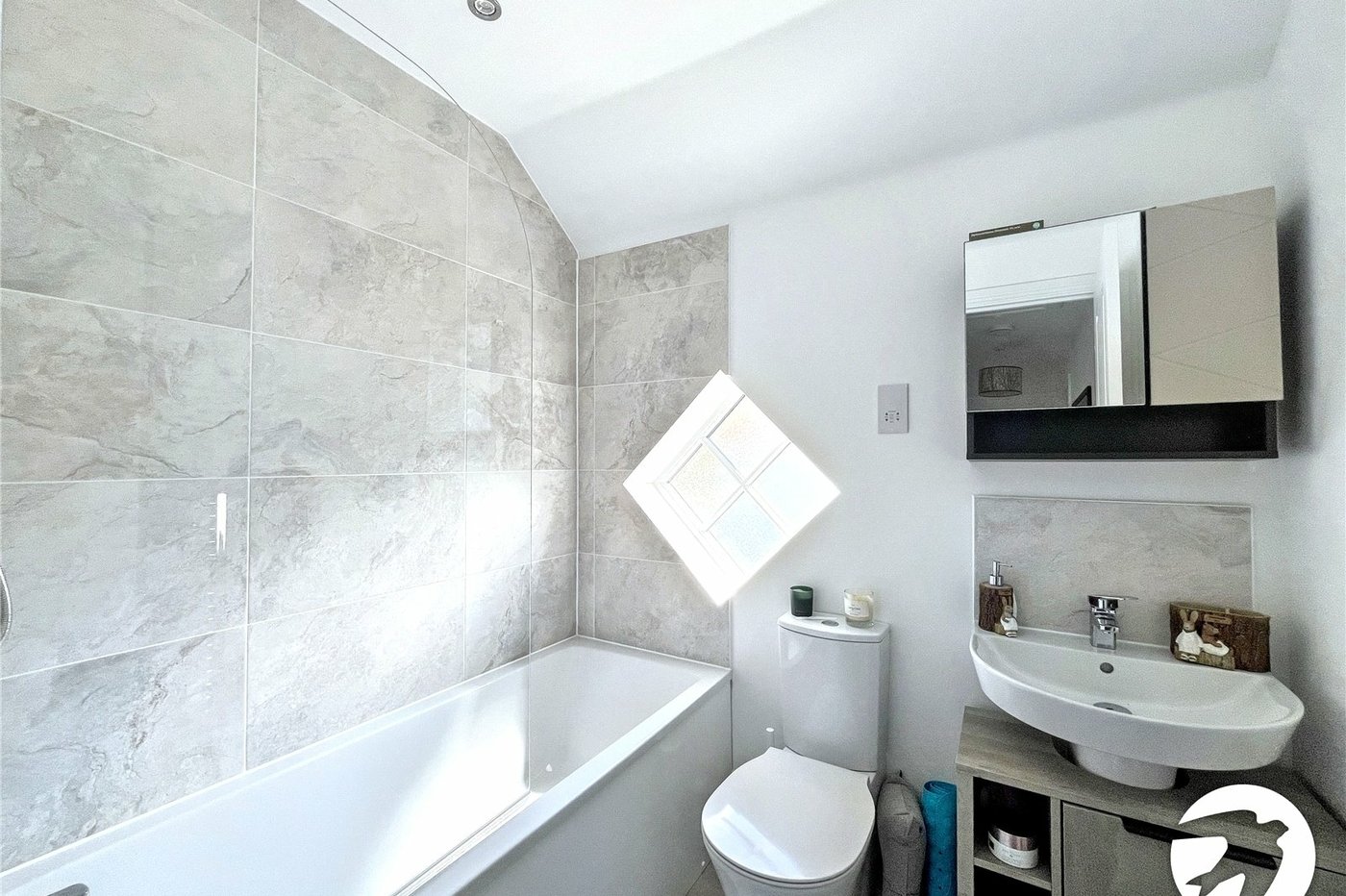 3 bedroom house for sale in Sittingbourne | Robinson Michael & Jackson