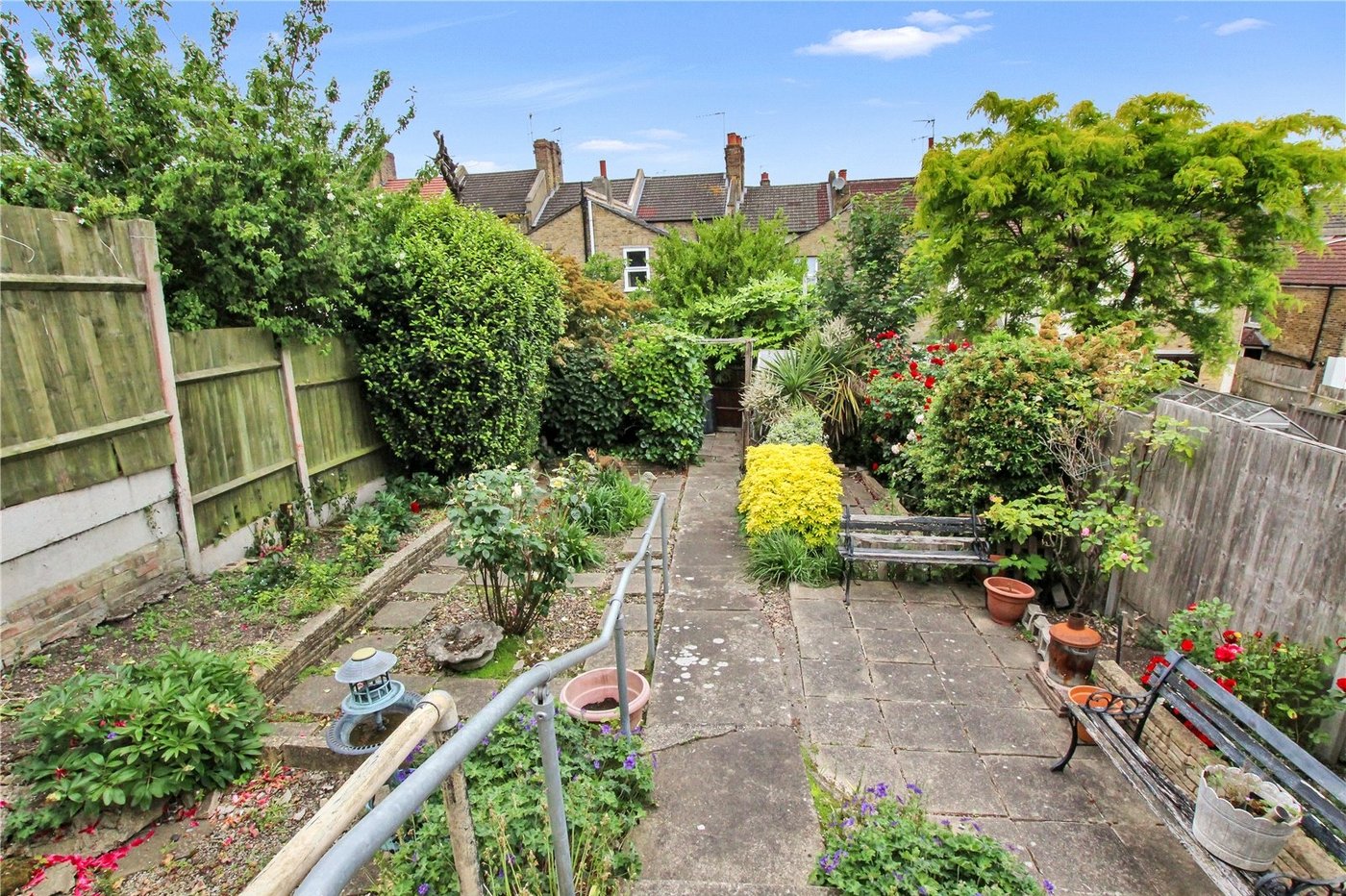 3 bedroom house for sale in London | Robinson Jackson