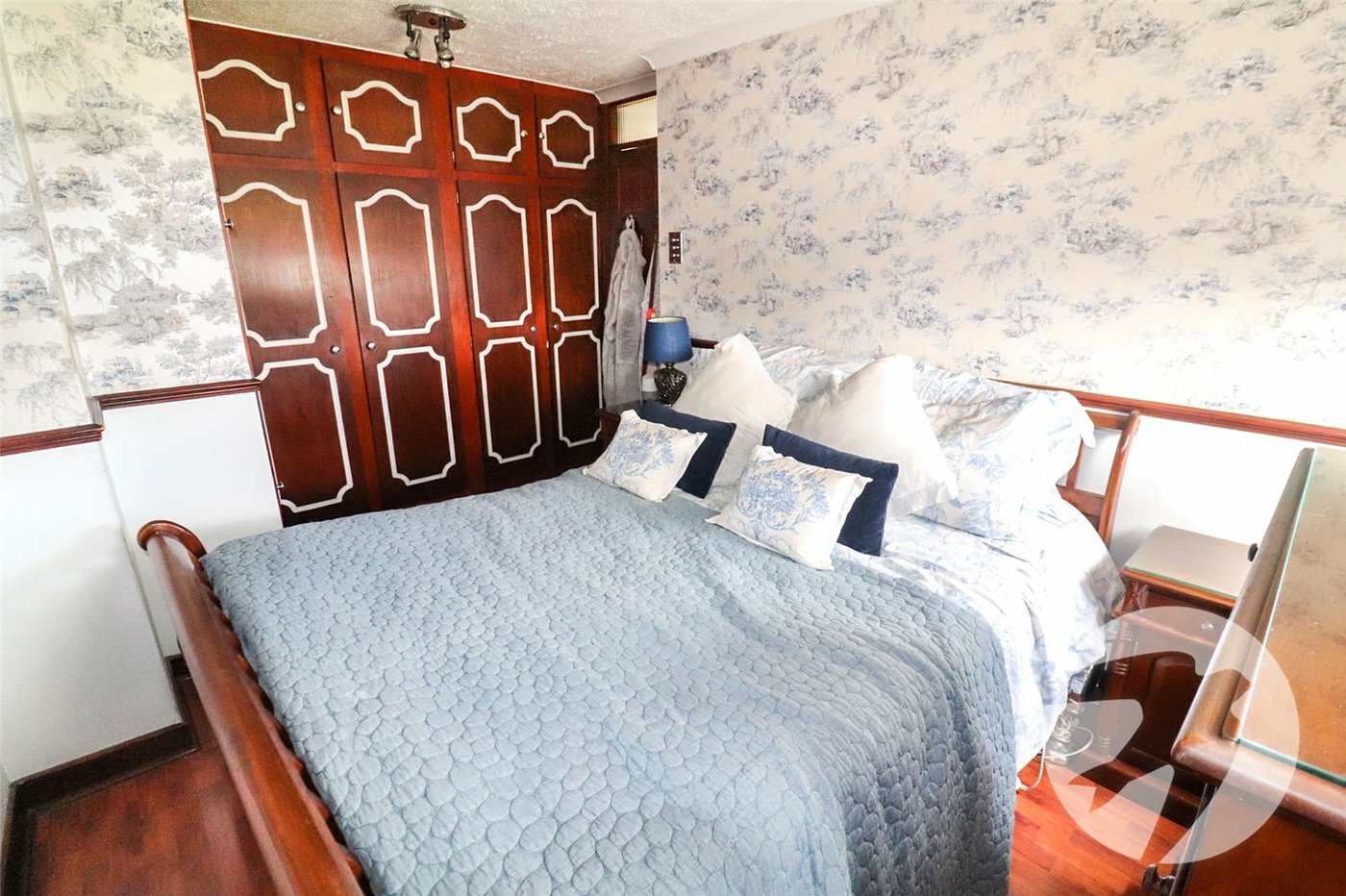 3 bedroom house for sale in Erith | Robinson Jackson