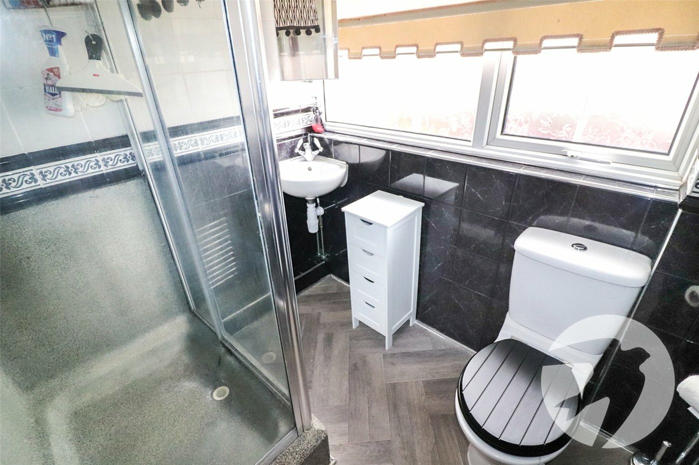 3 bedroom house for sale in Erith | Robinson Jackson