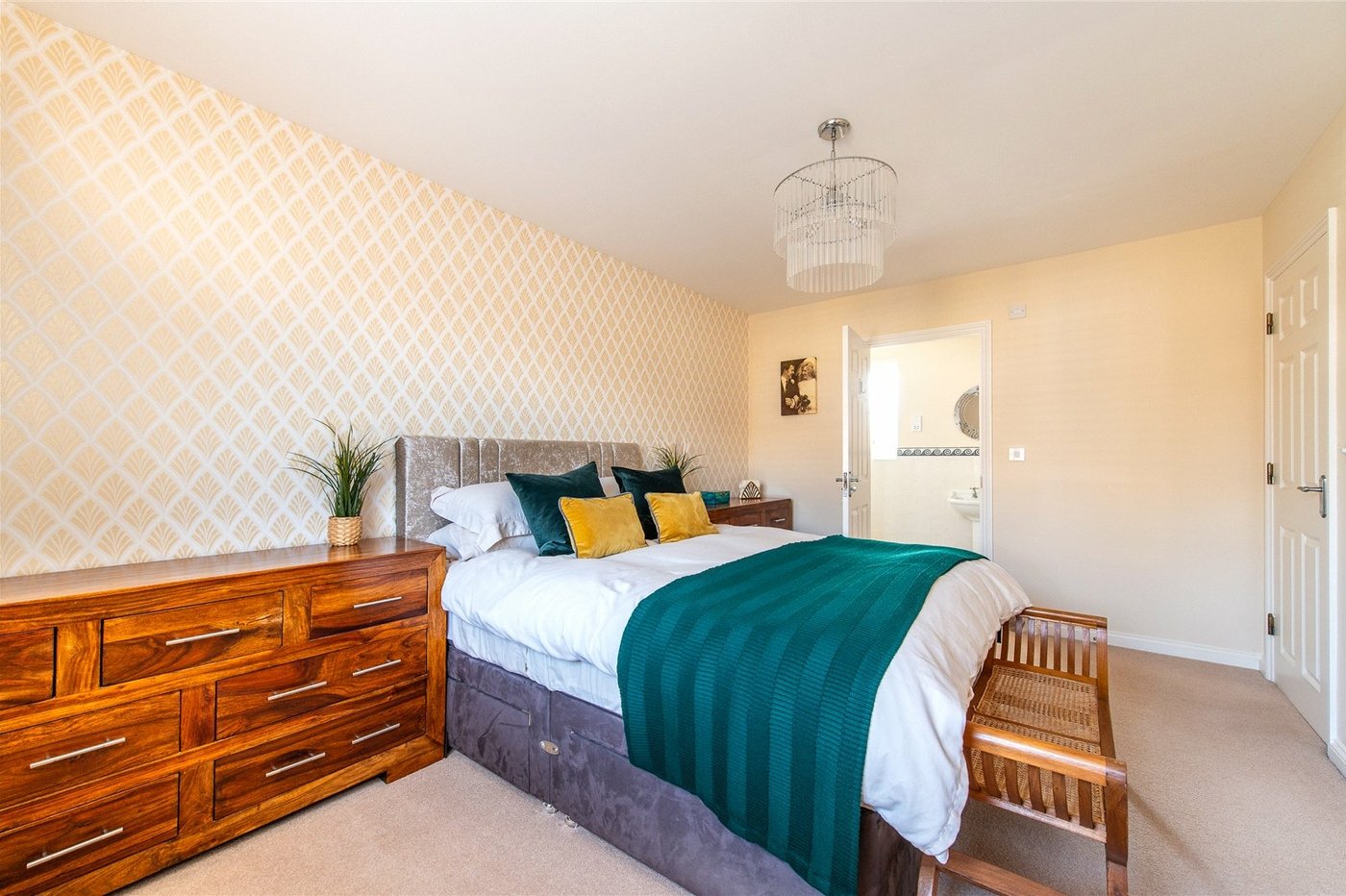 5 bedroom house for sale in Iwade | Robinson Michael & Jackson