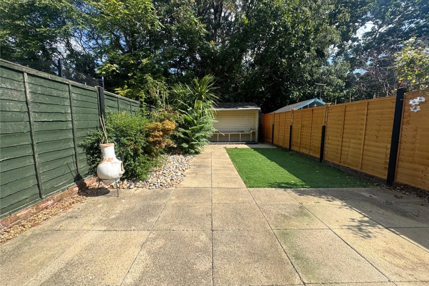 3 bedroom house for sale in Bromley | Robinson Jackson