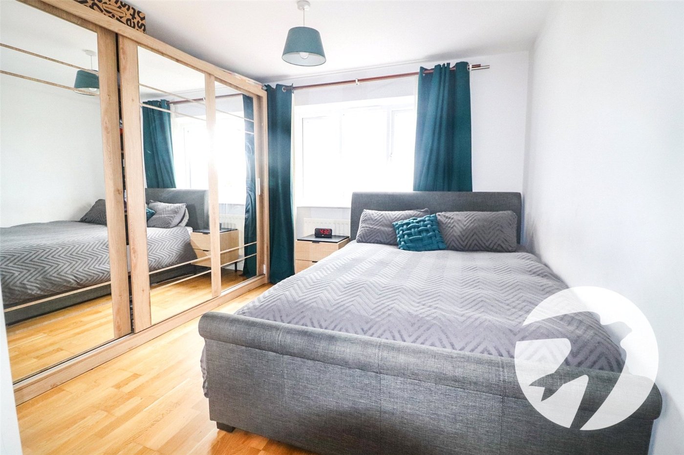 2 bedroom property for sale in Erith | Robinson Jackson