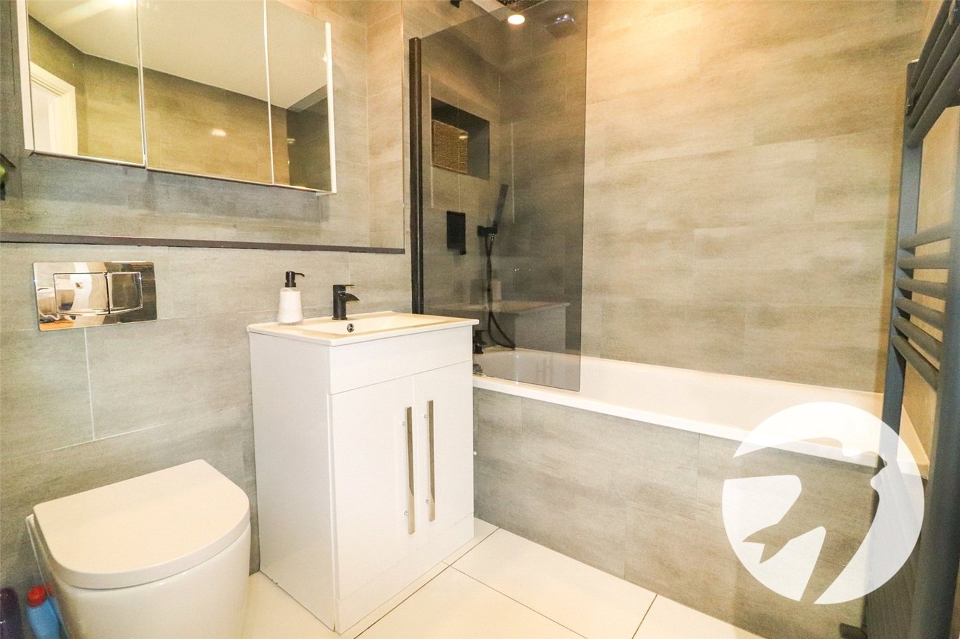 2 bedroom property for sale in Erith | Robinson Jackson