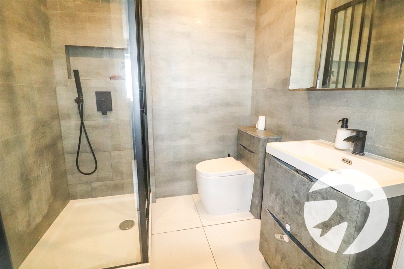 2 bedroom property for sale in Erith | Robinson Jackson