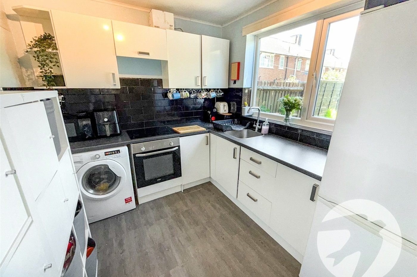 2 bedroom house for sale in London | Robinson Jackson