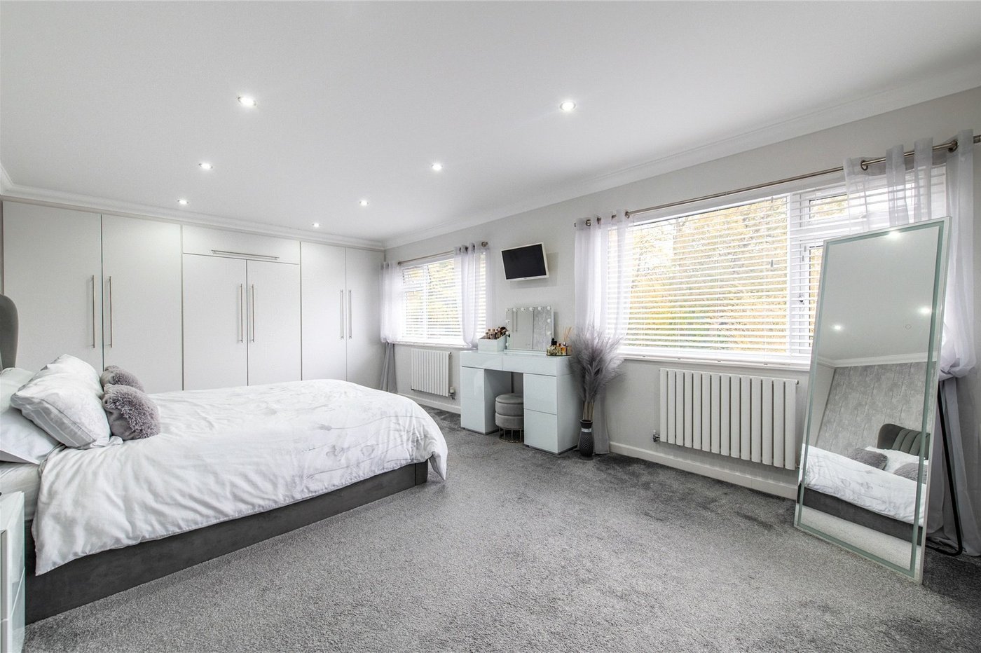 4 bedroom house for sale in Higham | Robinson Michael & Jackson