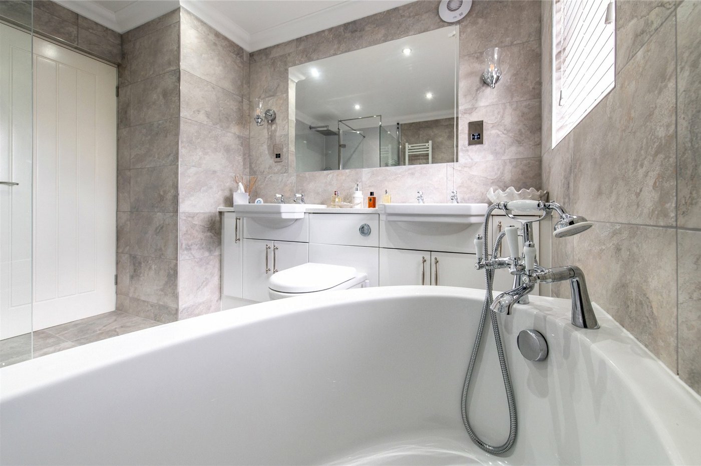 4 bedroom house for sale in Higham | Robinson Michael & Jackson