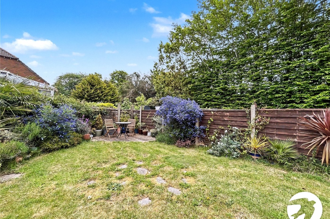 2 bedroom house for sale in Walderslade | Robinson Michael & Jackson