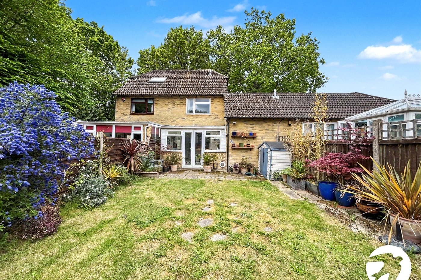 2 bedroom house for sale in Walderslade | Robinson Michael & Jackson