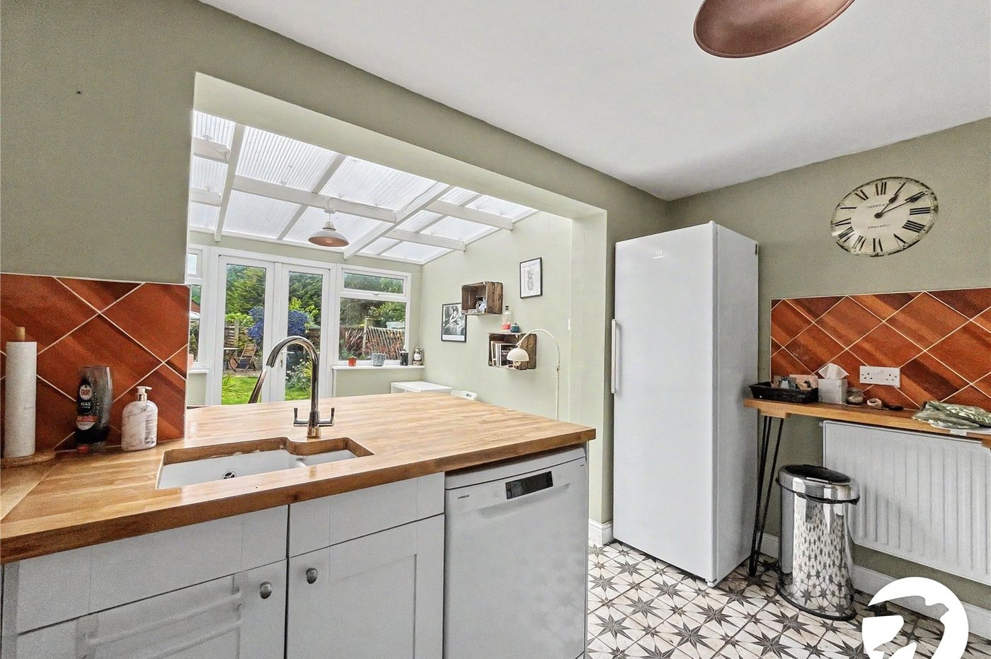 2 bedroom house for sale in Walderslade | Robinson Michael & Jackson