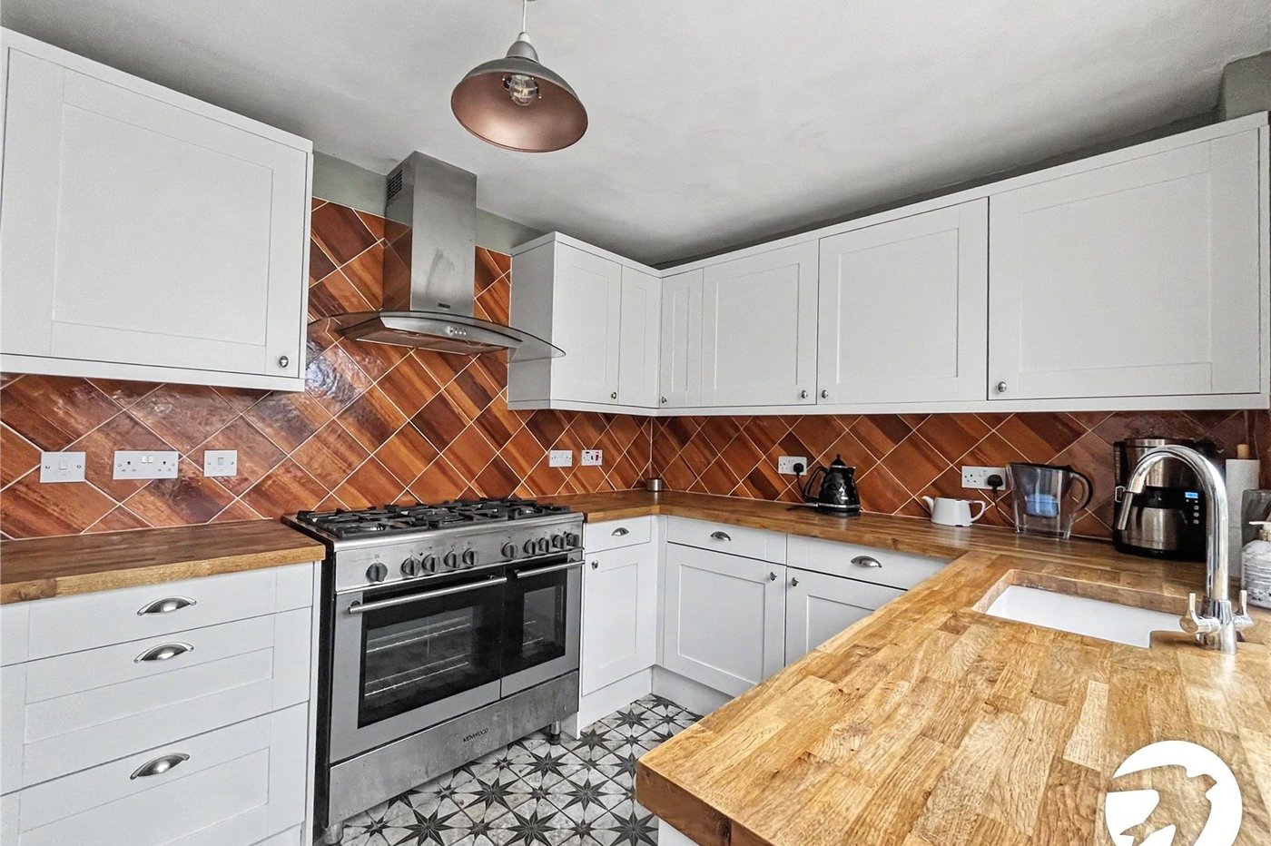 2 bedroom house for sale in Walderslade | Robinson Michael & Jackson