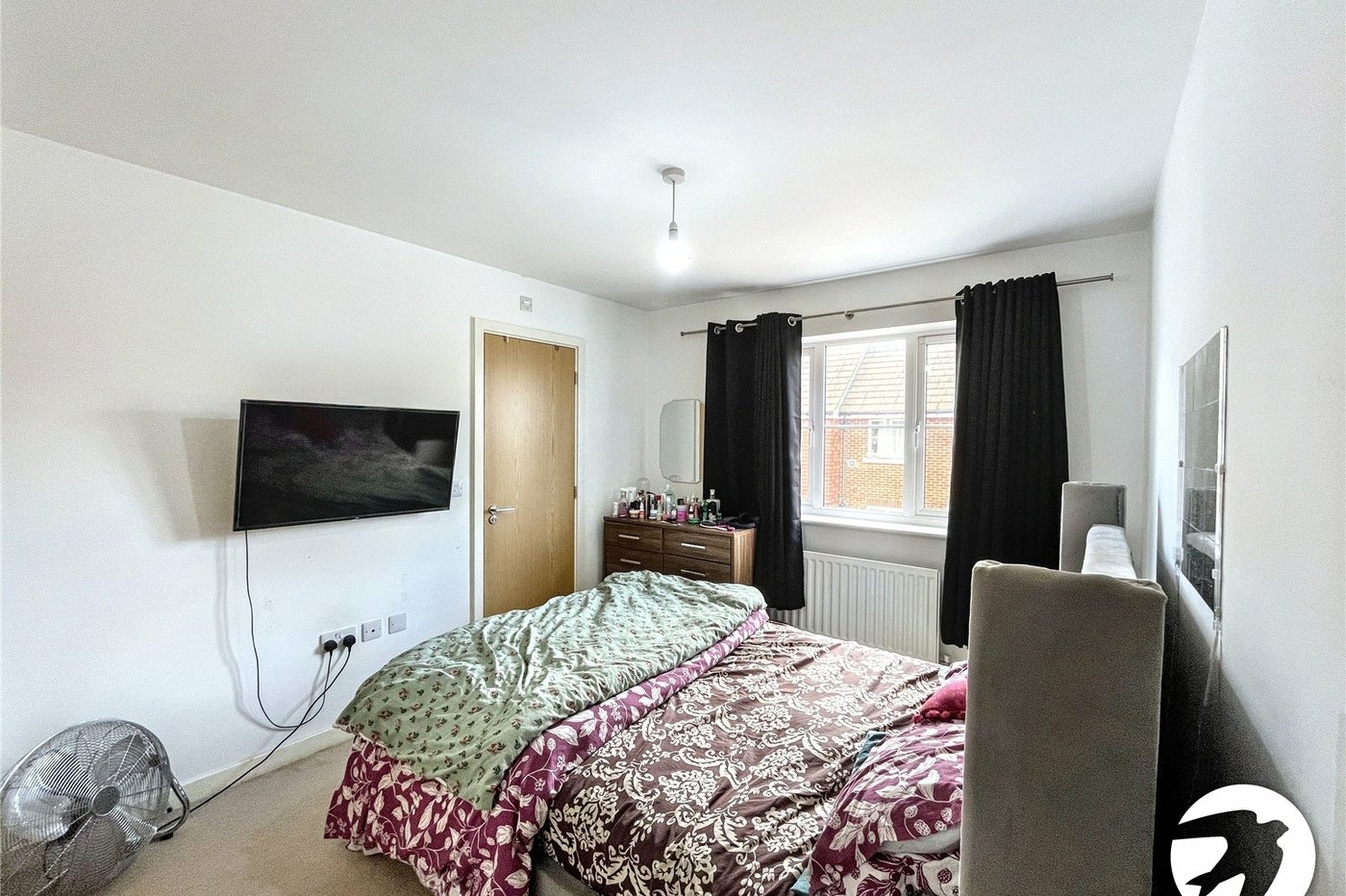 2 bedroom property for sale in Wainscott | Robinson Michael & Jackson