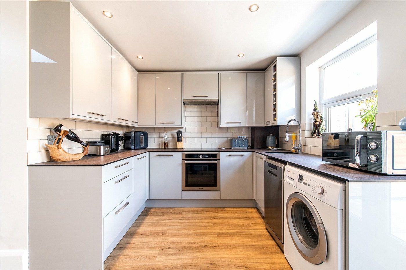 2 bedroom house for sale in Gravesend | Robinson Michael & Jackson