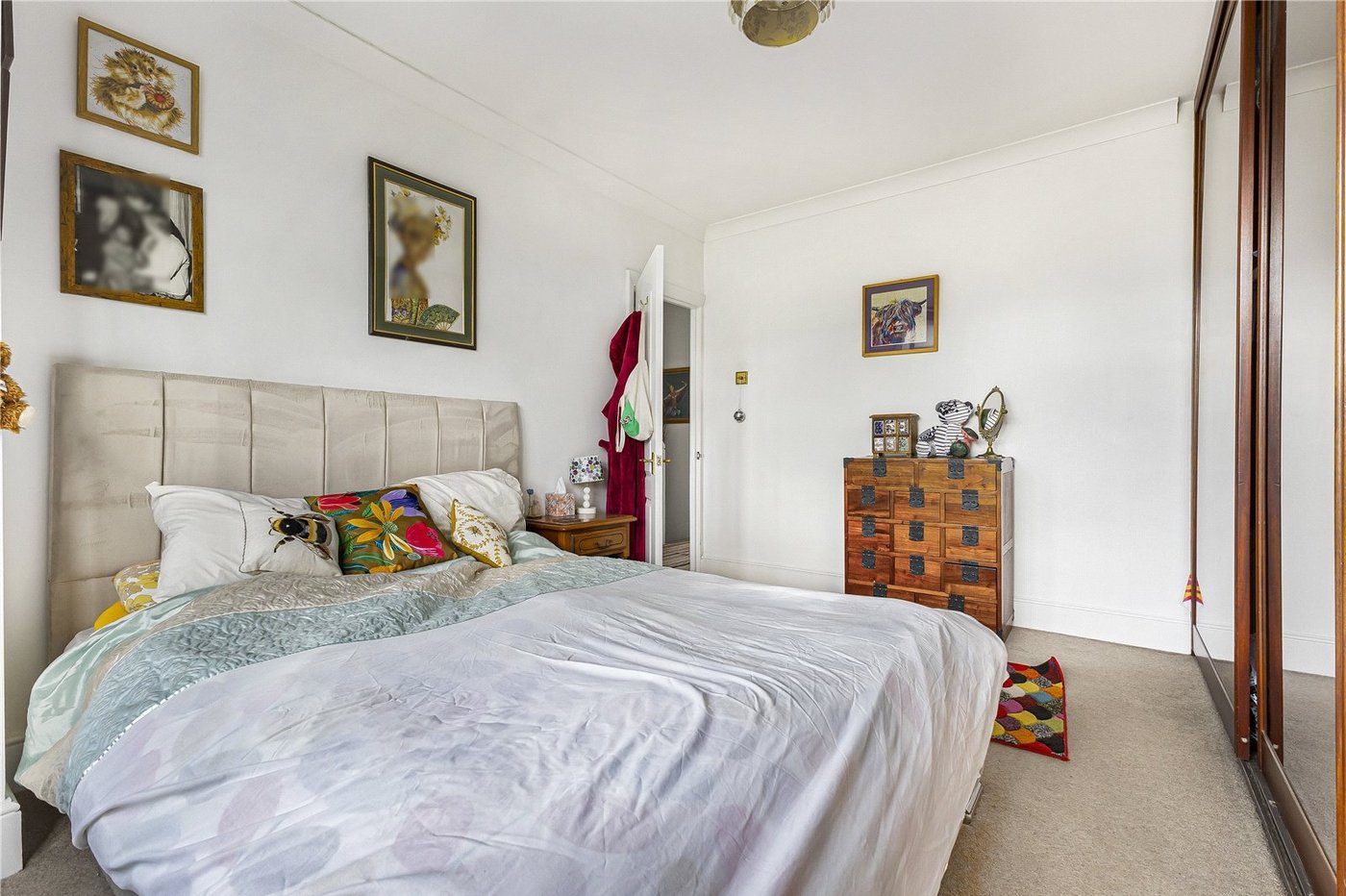 4 bedroom house for sale in West Dartford | Robinson Jackson