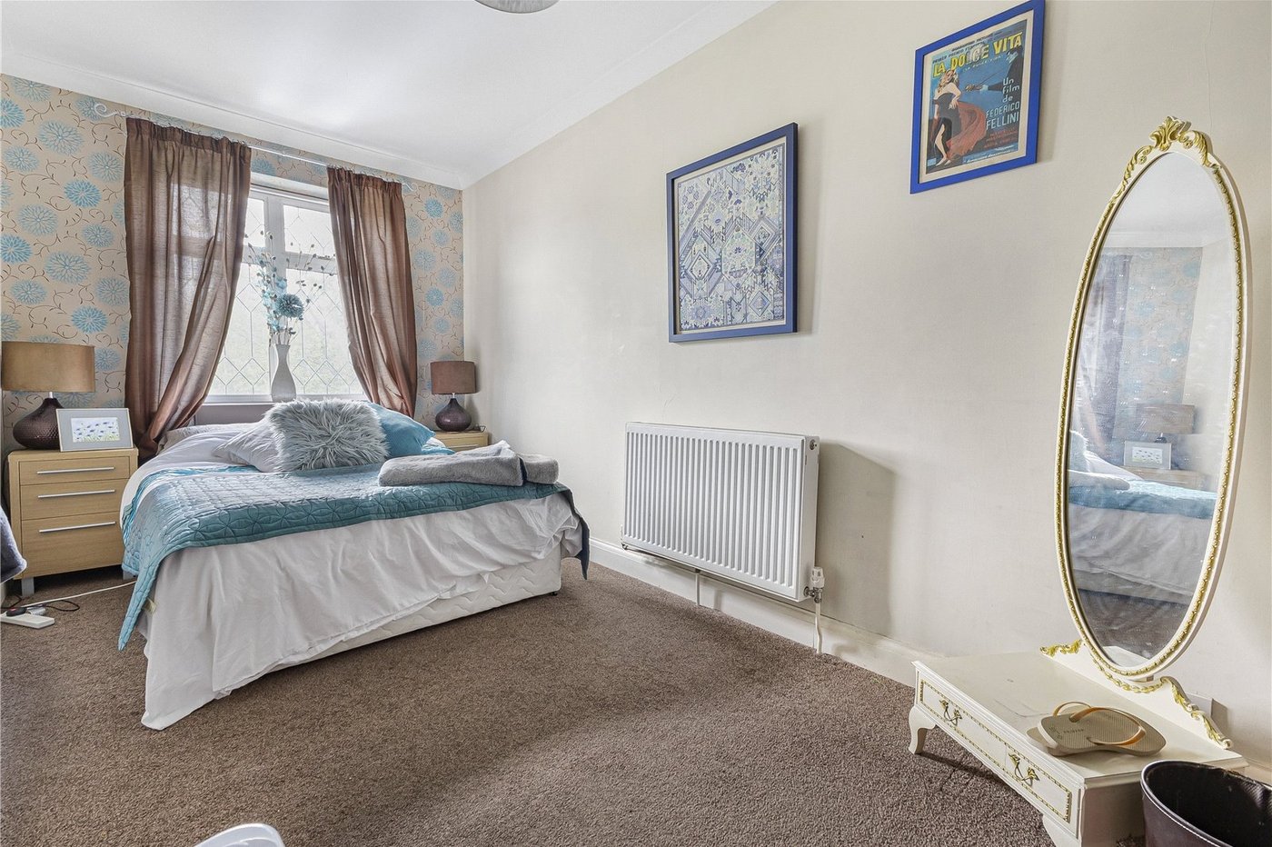 4 bedroom house for sale in West Dartford | Robinson Jackson