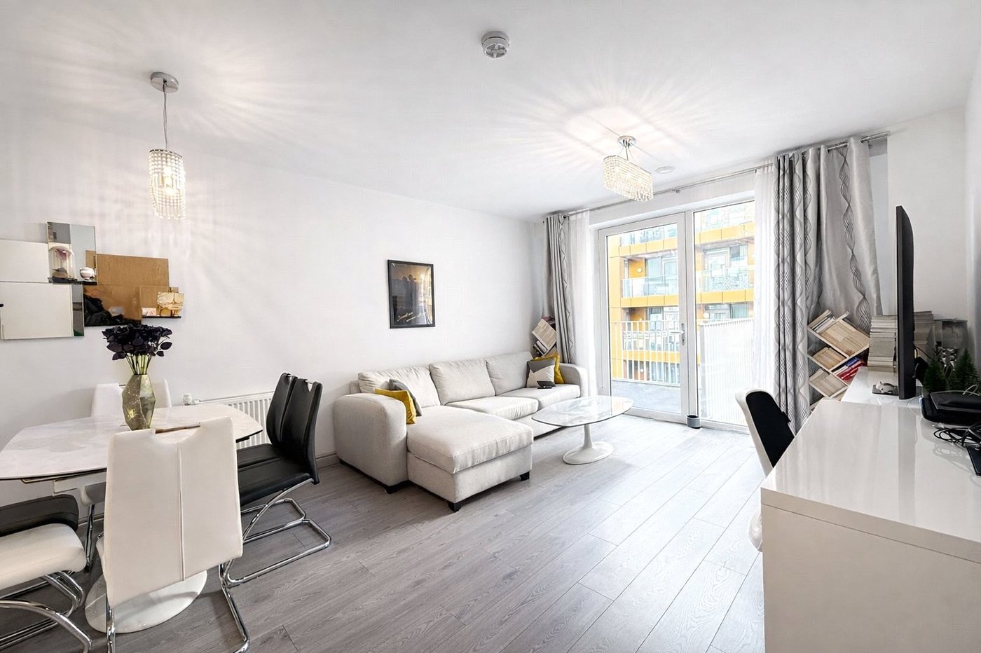 1 bedroom property for sale in London | Robinson Jackson