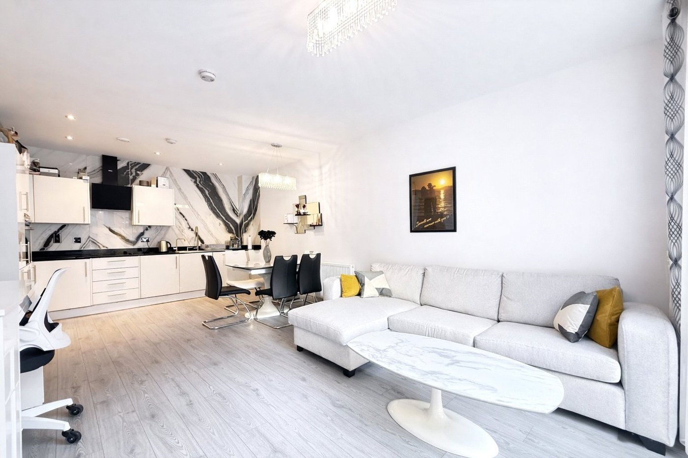 1 bedroom property for sale in London | Robinson Jackson
