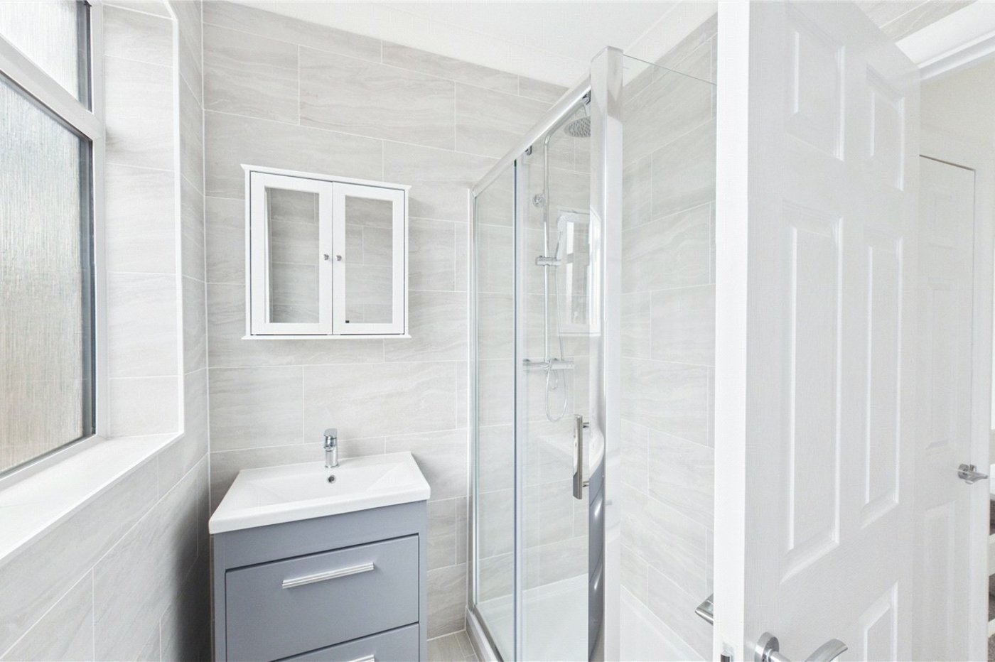 4 bedroom house for sale in London | Robinson Jackson