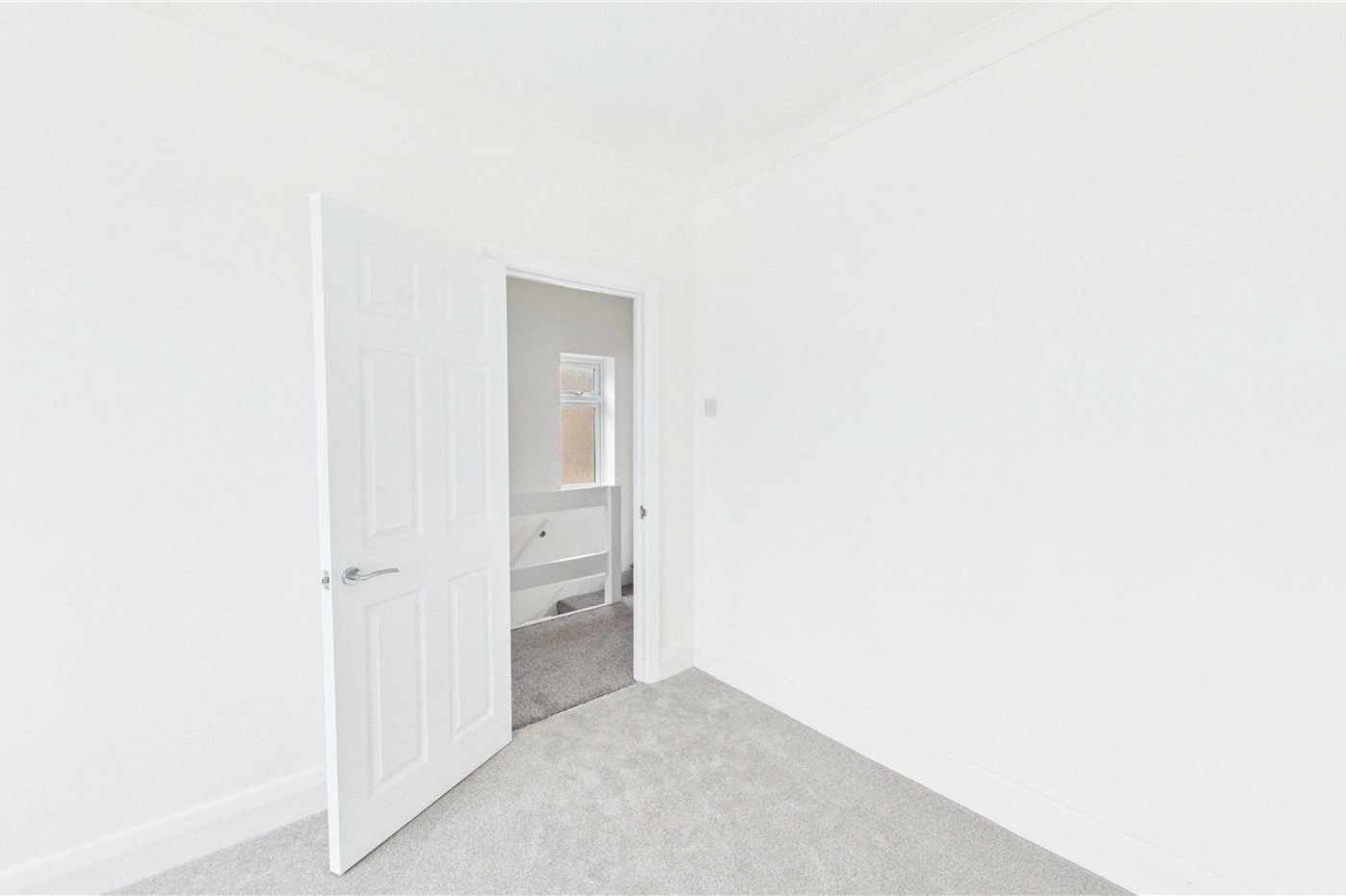 4 bedroom house for sale in London | Robinson Jackson