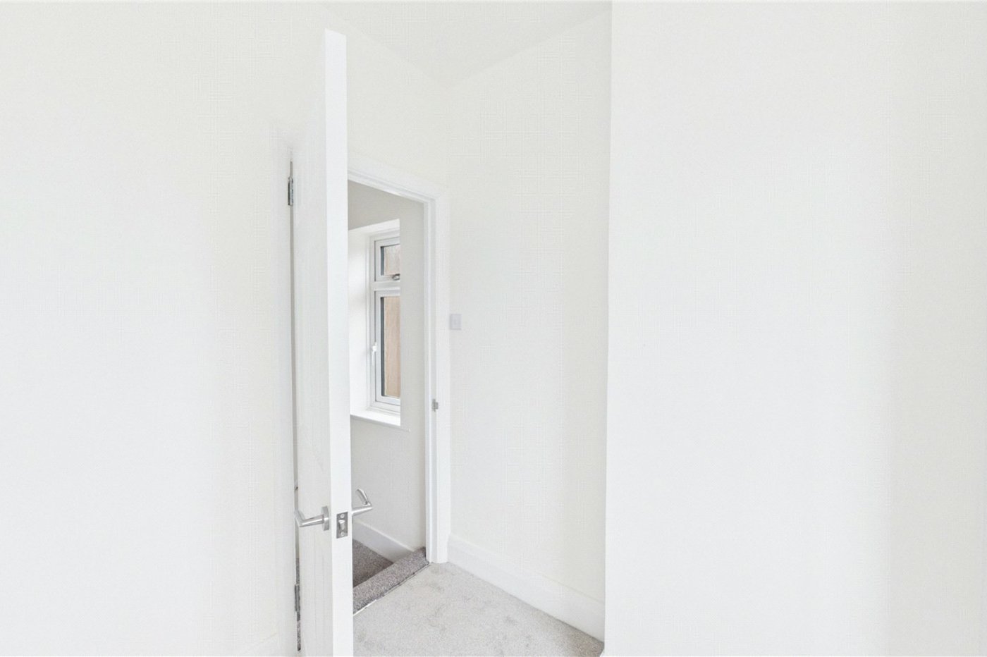 4 bedroom house for sale in London | Robinson Jackson