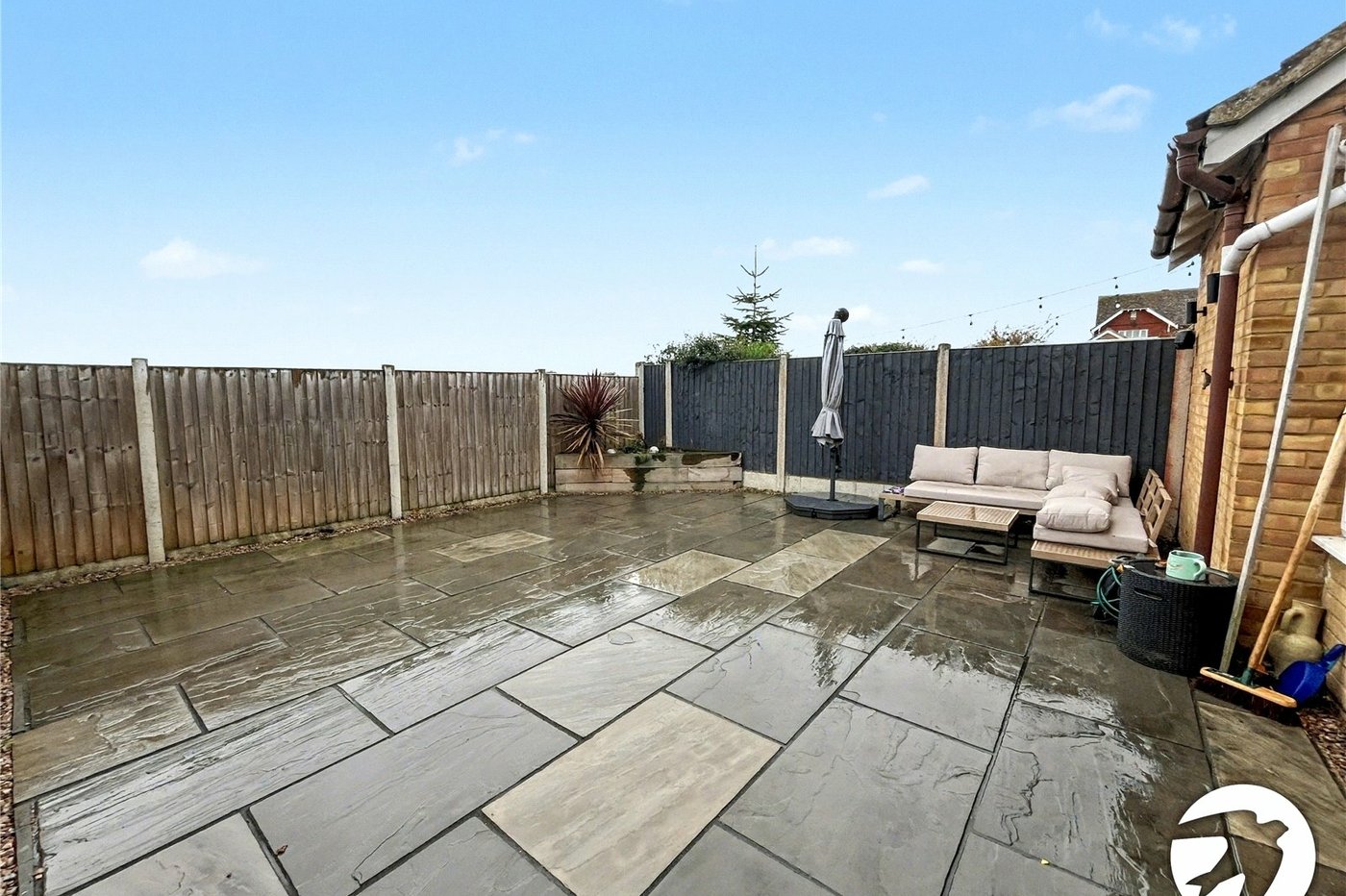 2 bedroom house for sale in Hoo | Robinson Michael & Jackson