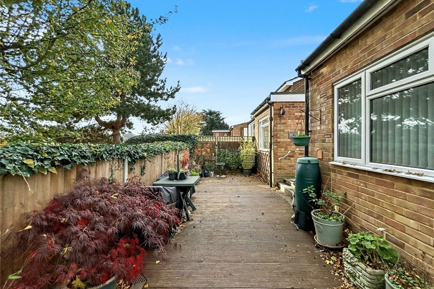 2 bedroom bungalow for sale in Upchurch | Robinson Michael & Jackson