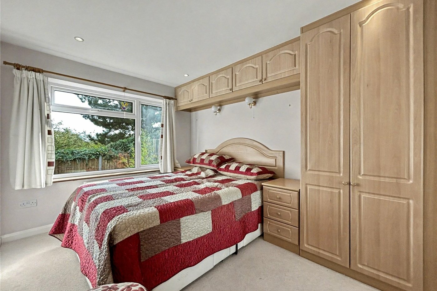 2 bedroom bungalow for sale in Upchurch | Robinson Michael & Jackson