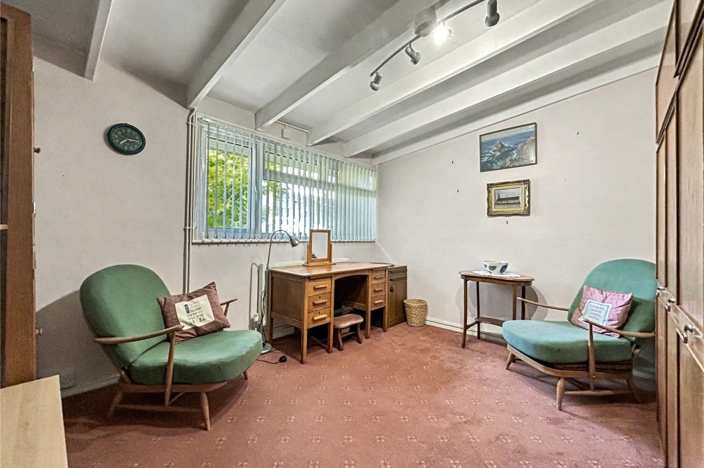 2 bedroom bungalow for sale in Upchurch | Robinson Michael & Jackson