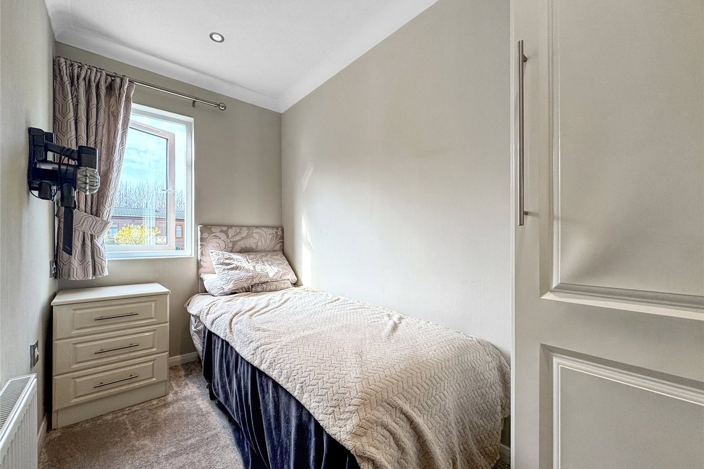 2 bedroom bungalow for sale in Boughton Monchelsea | Robinson Michael & Jackson