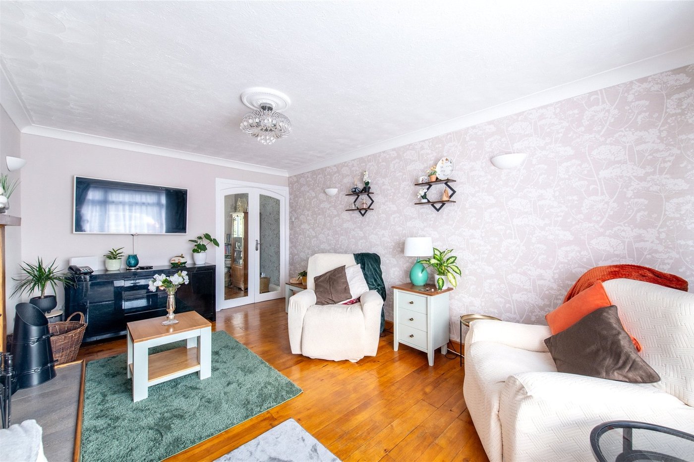 3 bedroom house for sale in Newington | Robinson Michael & Jackson