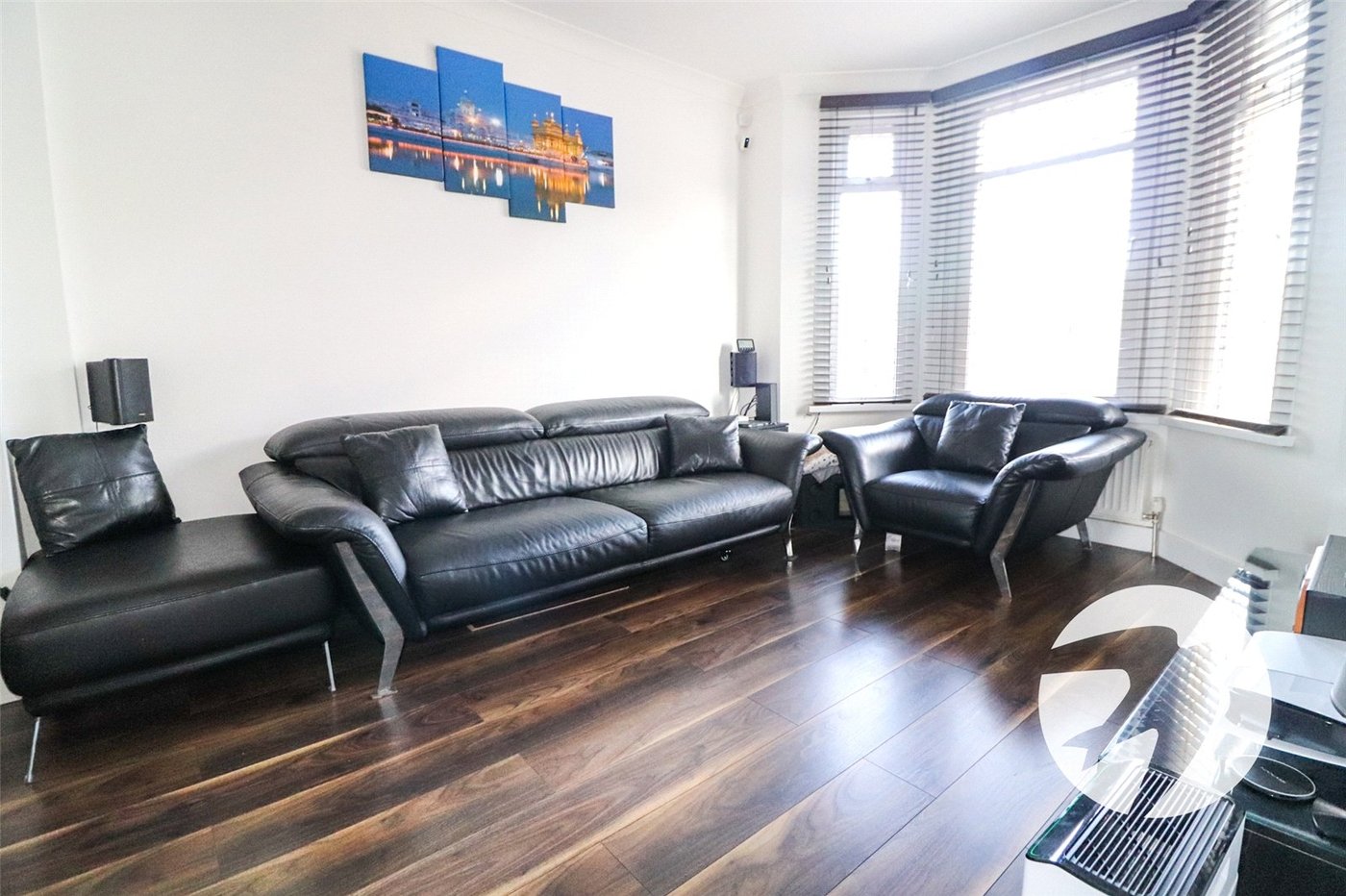3 bedroom house for sale in Erith | Robinson Jackson