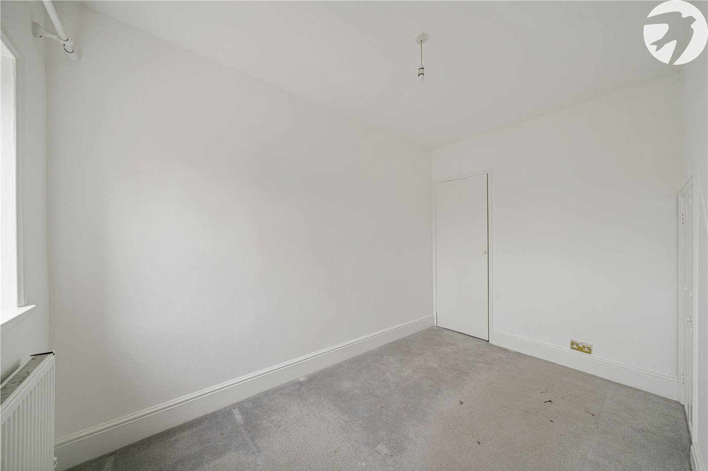 3 bedroom house for sale in Swanscombe | Robinson Jackson