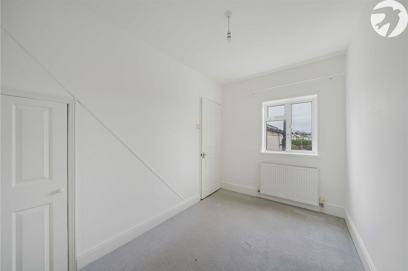 3 bedroom house for sale in Swanscombe | Robinson Jackson