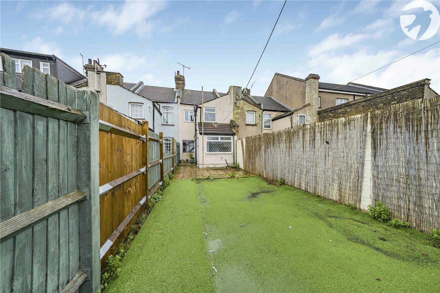 3 bedroom house for sale in Swanscombe | Robinson Jackson