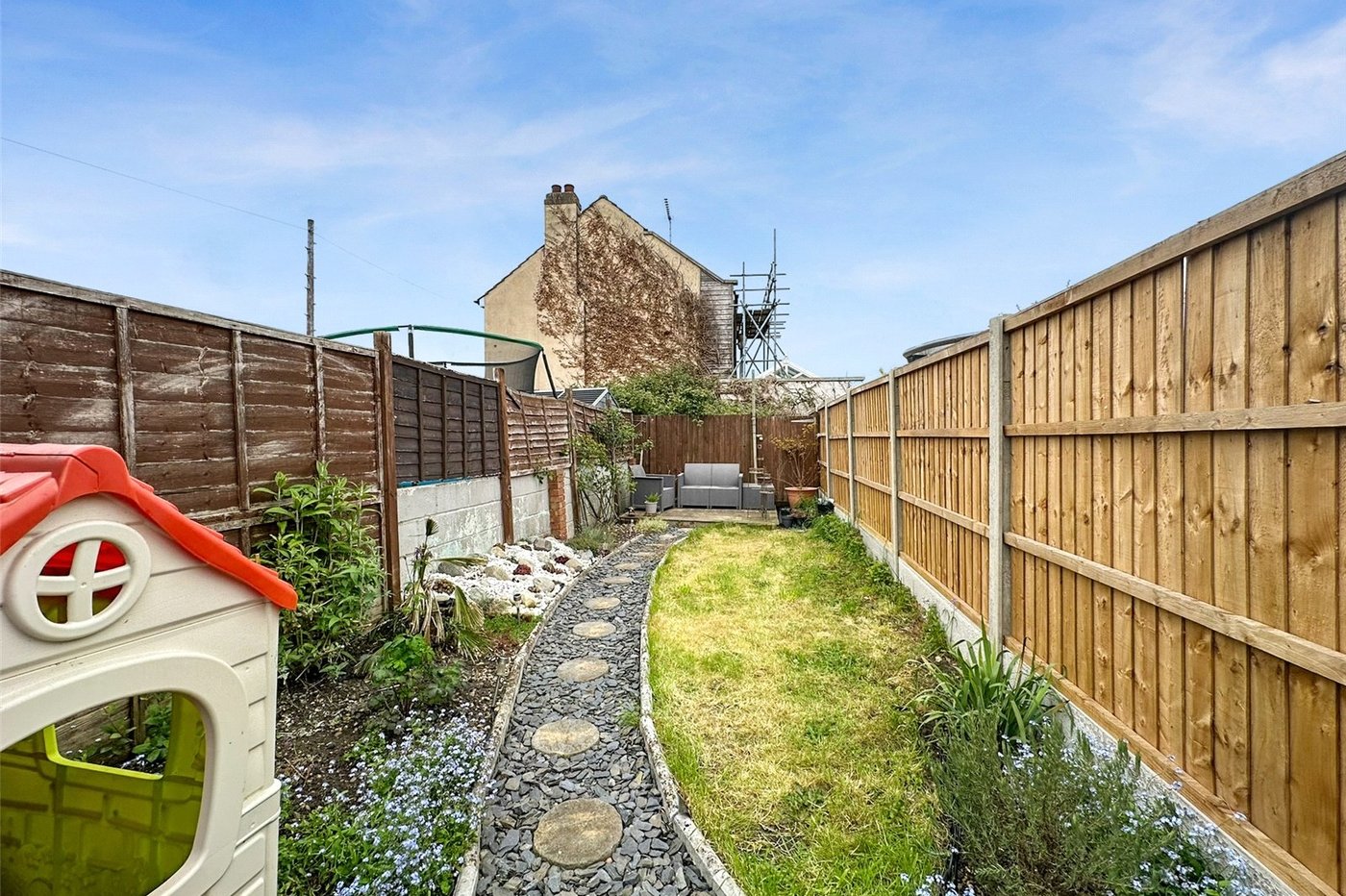 house for sale in Kent, DA10 Robinson Jackson