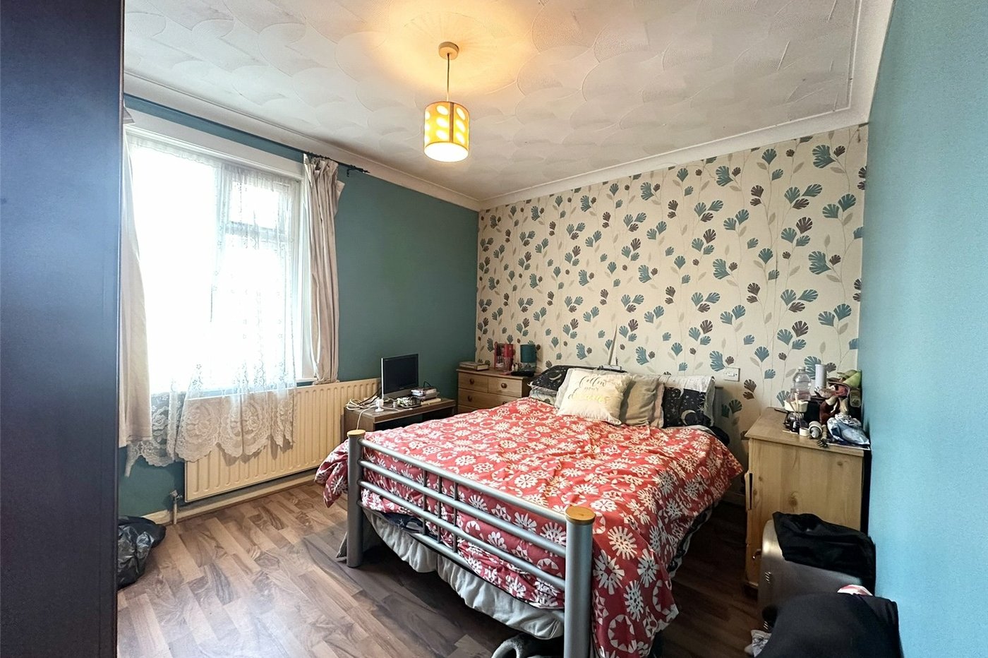 2 bedroom house for sale in Swanscombe | Robinson Jackson