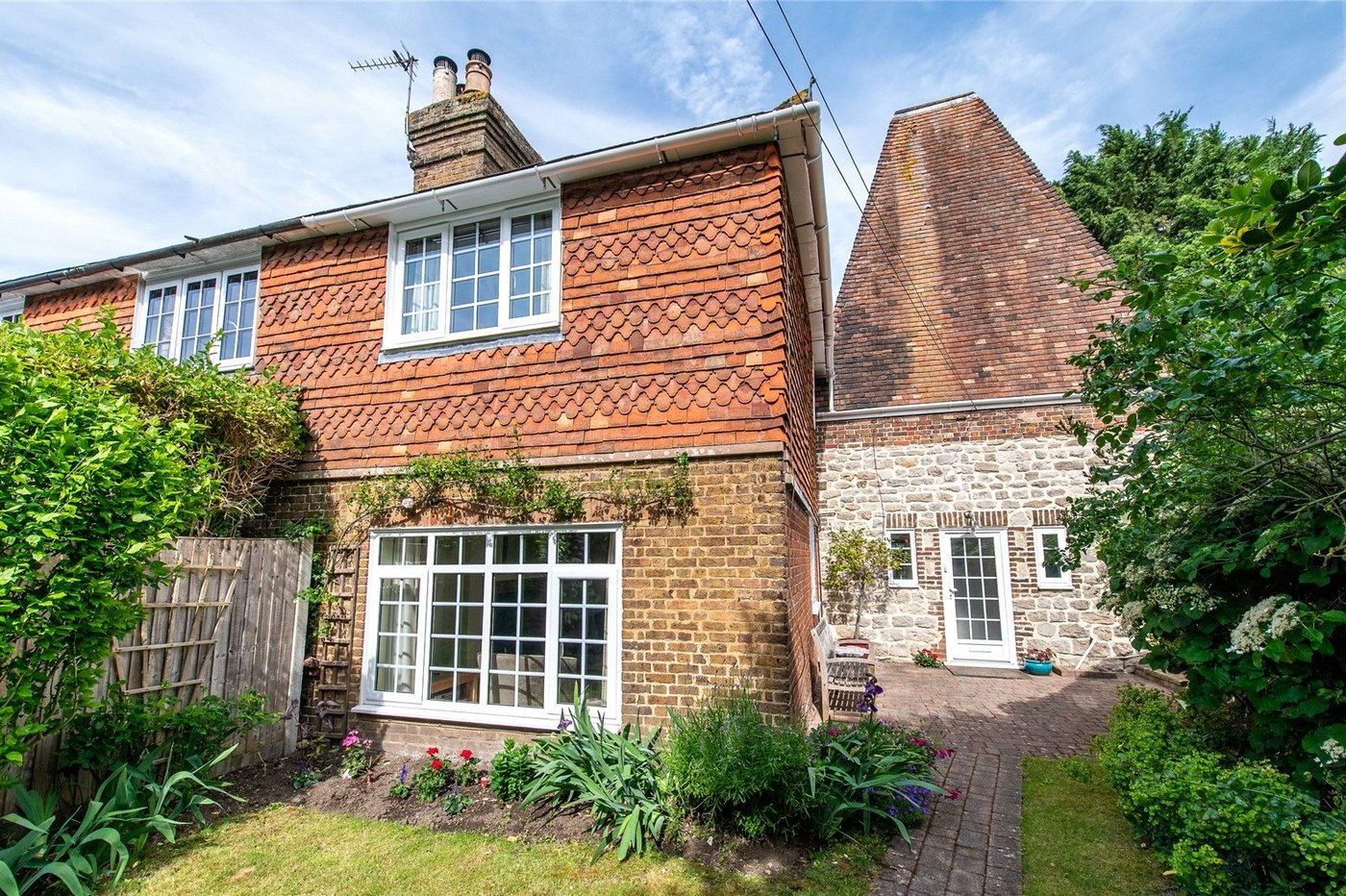 4 bedroom house for sale in Boughton Monchelsea | Robinson Michael & Jackson