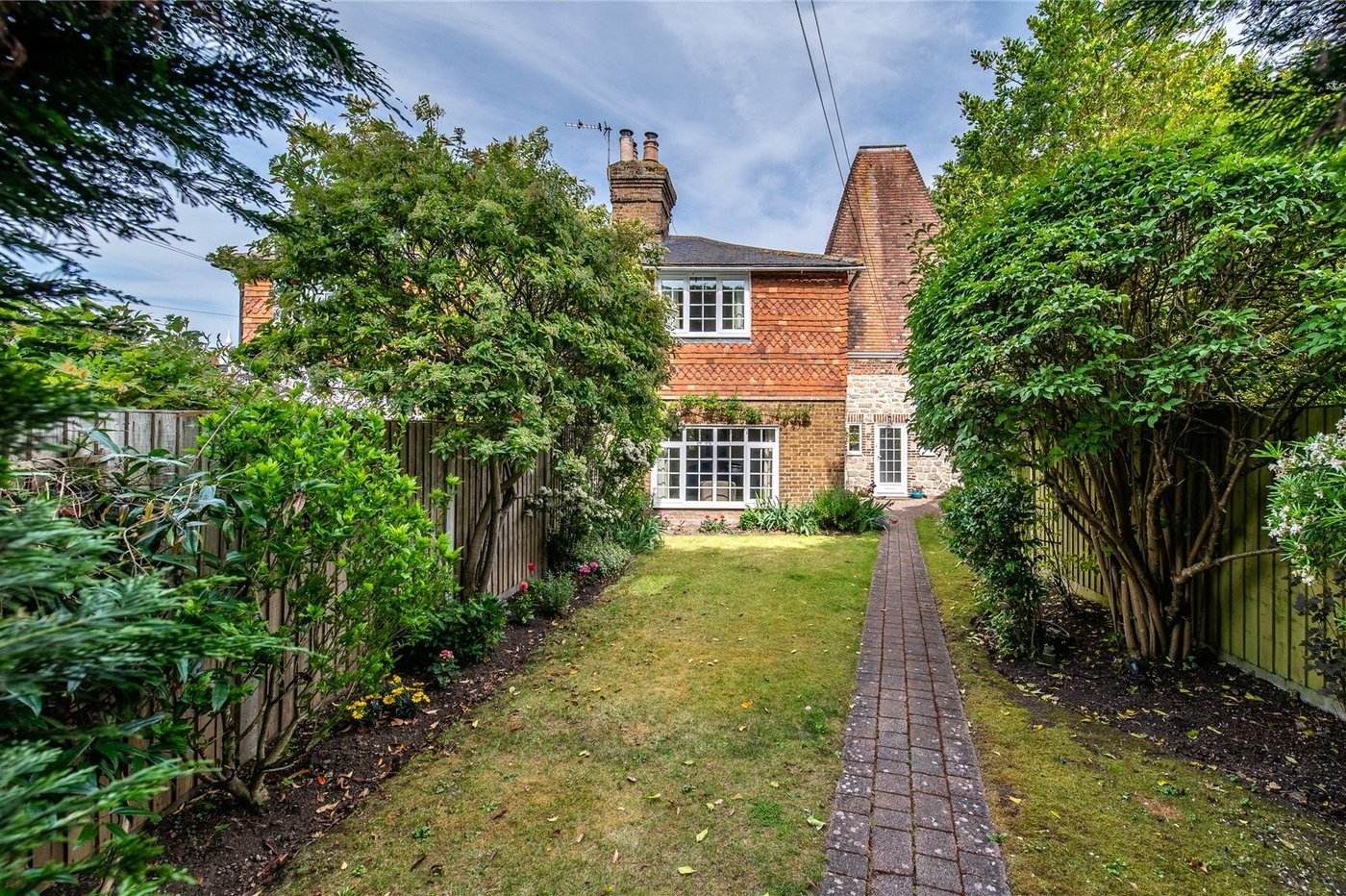 4 bedroom house for sale in Boughton Monchelsea | Robinson Michael & Jackson