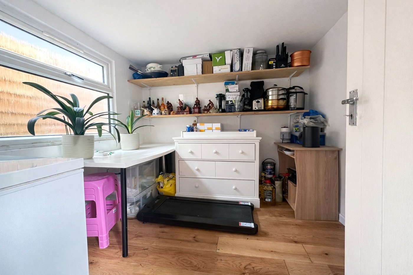 2 bedroom house for sale in Bromley | Robinson Jackson