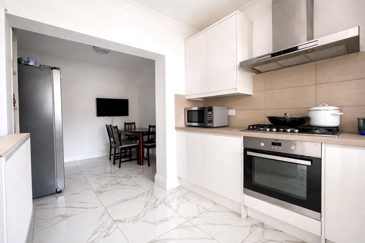 2 bedroom house for sale in Bromley | Robinson Jackson