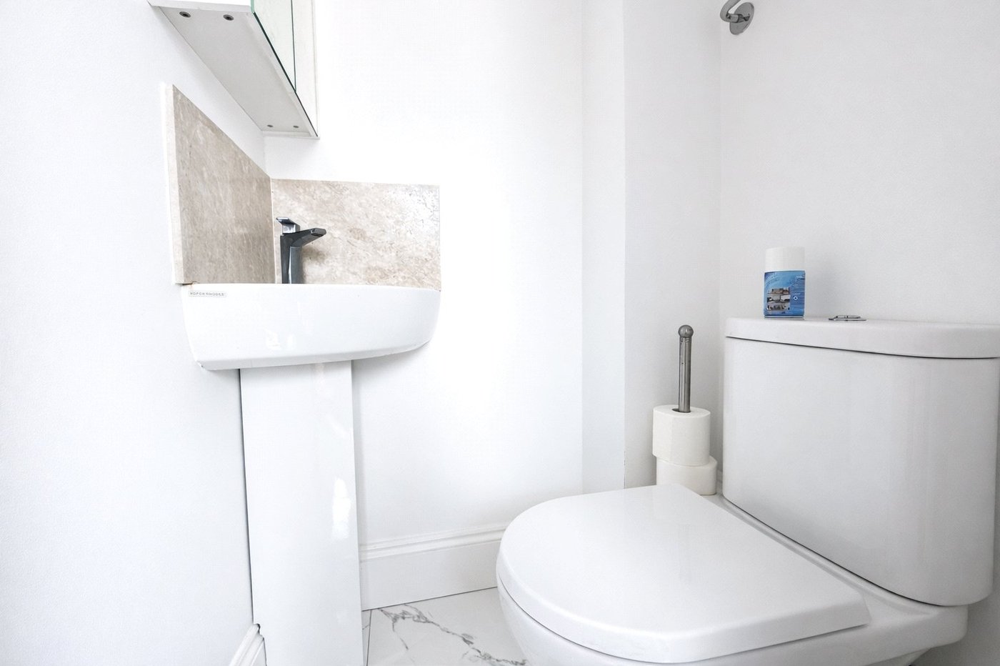2 bedroom house for sale in Bromley | Robinson Jackson