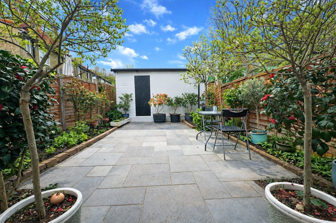 2 bedroom house for sale in Bromley | Robinson Jackson