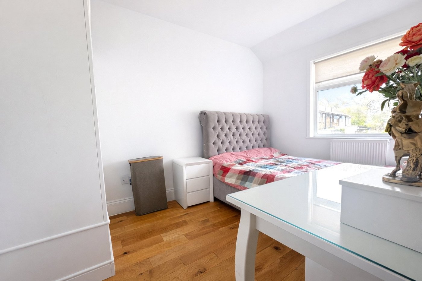 2 bedroom house for sale in Bromley | Robinson Jackson