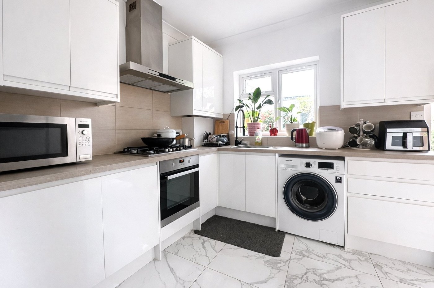 2 bedroom house for sale in Bromley | Robinson Jackson