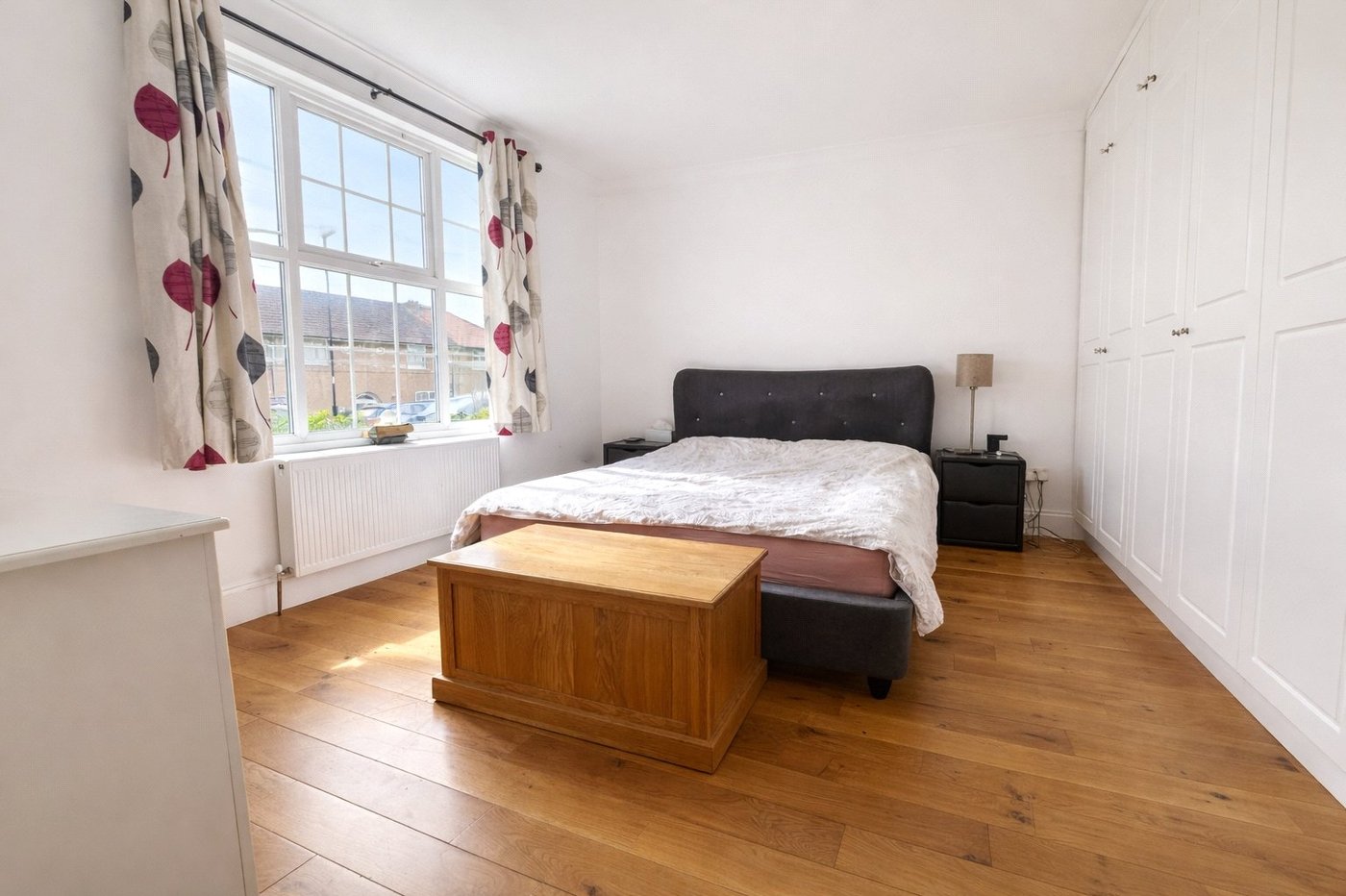 2 bedroom house for sale in Bromley | Robinson Jackson