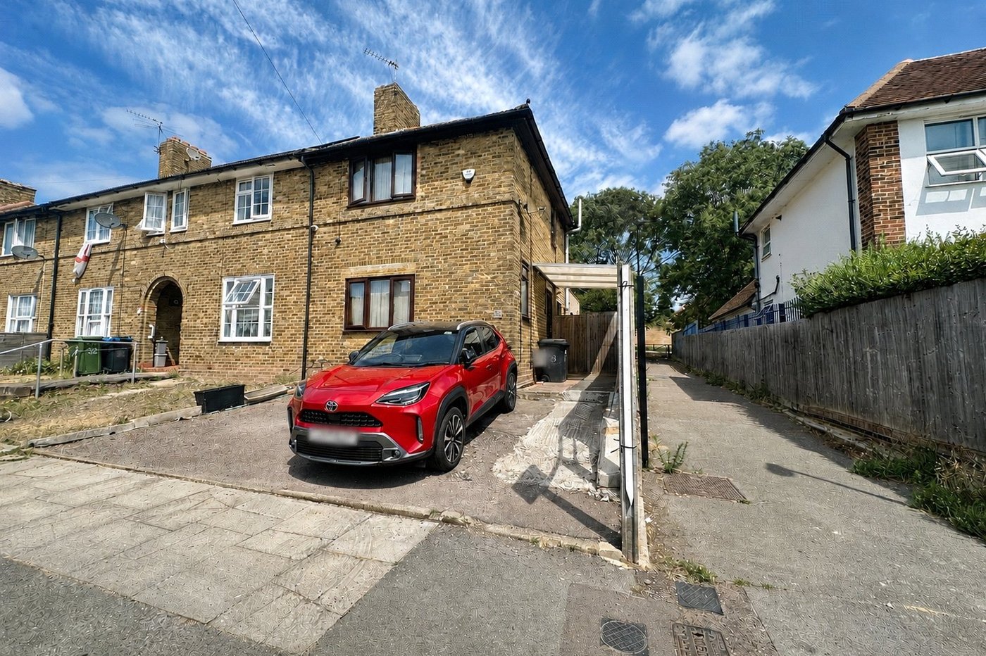 2 bedroom house for sale in Bromley | Robinson Jackson